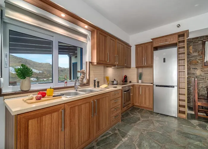 Semesterbostad Arel Luxury House